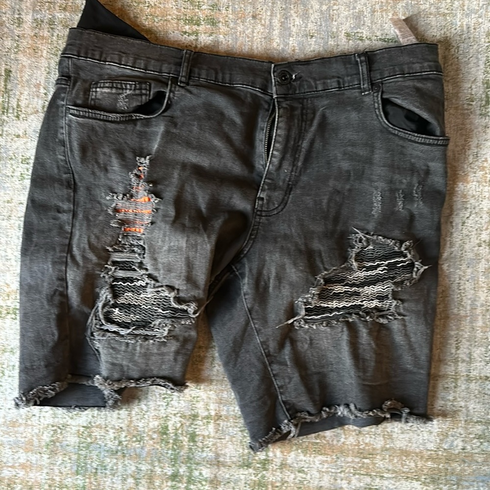 Distressed Gray Jean Shorts for Men